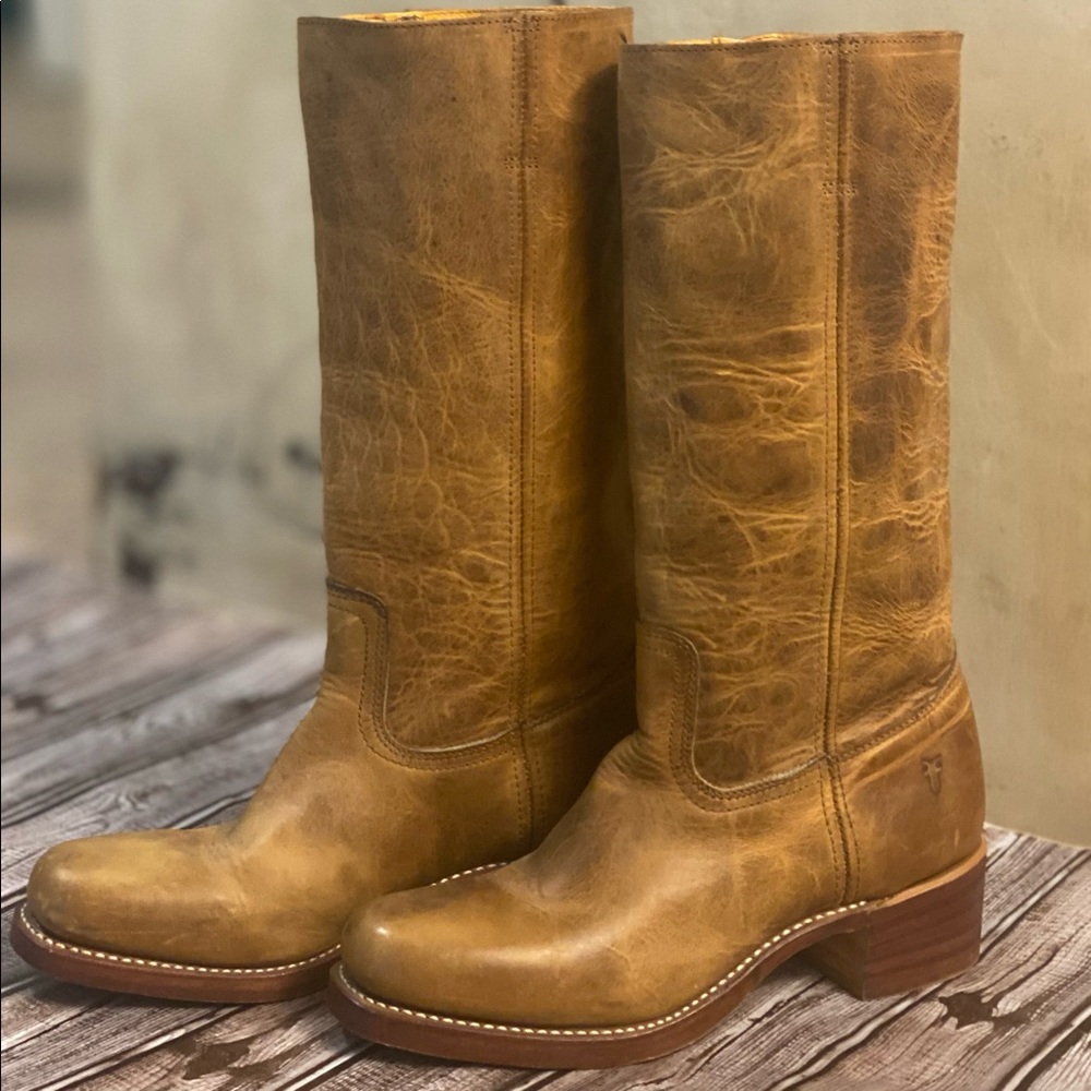 Frye Campus 14L